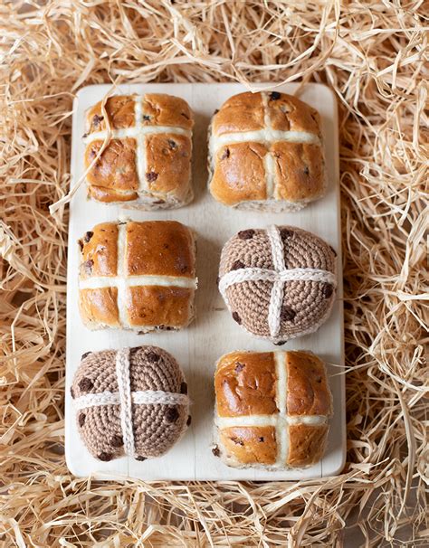 Gourmet Crochet Hot Cross Buns In A Tin Crochet Kit Toft