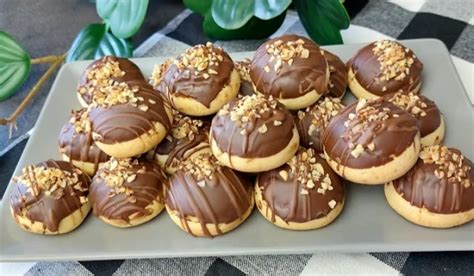 حلويات سهلة وسريعة بالزيت بمكونات بسيطة وبمذاق لذيذ وروعة وشهي ثقفني
