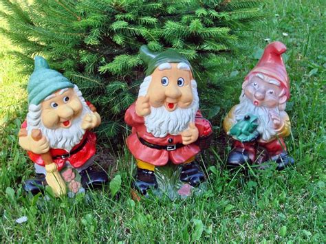 Садовые фигурки из гипса можно изготовить на даче своими руками ...