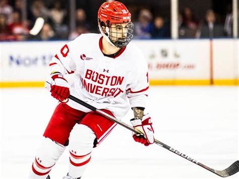 Boston University Men’s Ice Hockey Team Set To Face New Hampshire In Exciting Showdown