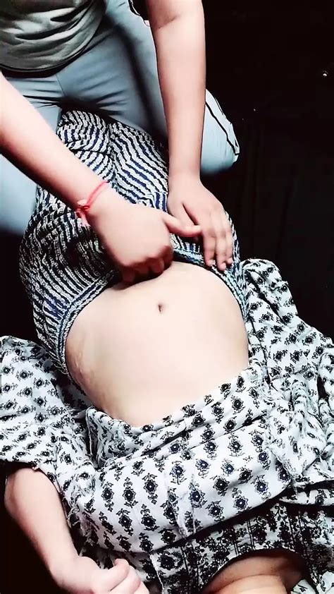 Part Hot Riya Aur Step Brother Vicky Meet First Time Hindi Audio And Make First Night In