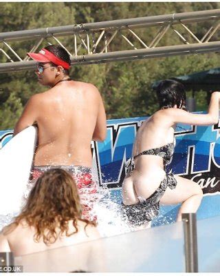 The Power Of Waves Bikini Oops Porn Pictures Xxx Photos Sex Images Pictoa