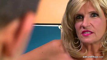 Trentenaire Obtient Une S Ance De Grands Plaisirs Xvideos