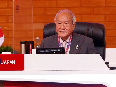 A sudden 1b yen to usd drop surprised many global investors 13