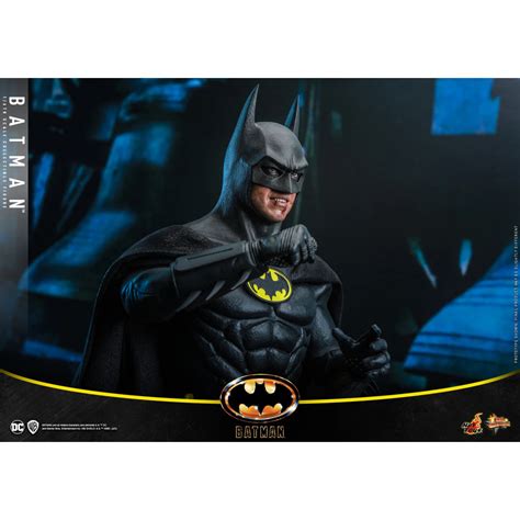 Hot Toys Batman Collector Edition Movie Masterpiece Figurine