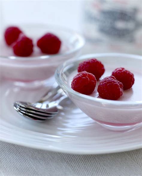 Panna Cotta Inratable Aux Framboises Pour Personnes Recettes Elle