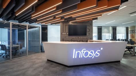 Infosys Q1 Results Profit Jumps 10 9 To Rs 5 945 Crore It Firm Cuts