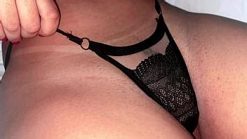 Gostosa Exibindo Sua Buceta Greluda XVIDEOS