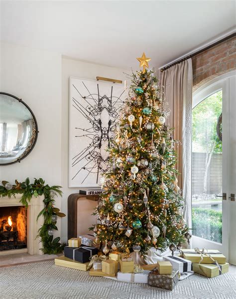 Easy Ideas For Decorating An Elegant Christmas Tree How To Decorate A