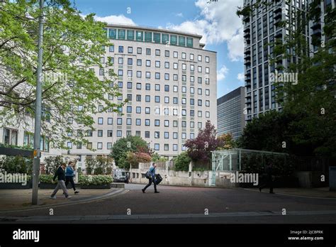 Luxury Flats Whitehouse Apartments London England Stock Photo Alamy