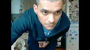 Chico Bg Str Con Buena Polla Sin Cortar Se Masturba Y Se Corre Para Chica Xvideos