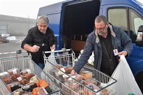 Reportage Dans Les Coulisses Dune Distribution Alimentaire Dhiver