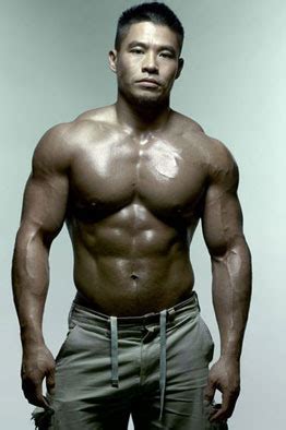 Gay Bear Porn Star Buster Sucks Dick Vlerotechs