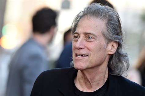 Comedy World Mourns: Richard Lewis Passes Away at 76 – Shocking Loss!
