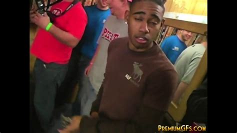 Pregnant Babe With Great Tits Blowjob