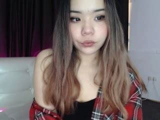 Lunara Naked On Cam For Live Porn Video Chat PornGirls