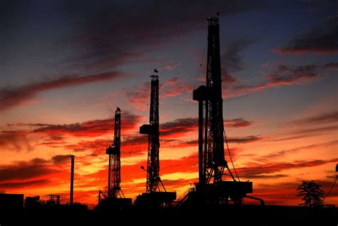 Drilling Rig Pictures Wallpaper Images