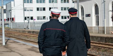 Grève Sncf 60 à 95 Des Contrôleurs Se Sont Déclarés Grévistes Pour