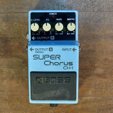 Boss Super Chorus CH-1 – Matt's Guitars