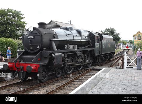 Lms Stanier Class 5 4 6 0 Hi Res Stock Photography And Images Alamy