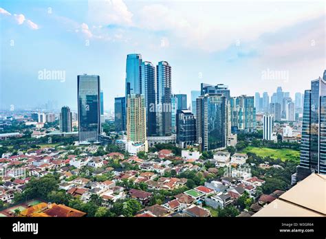 Jakarta skyline hi-res stock photography and images - Alamy