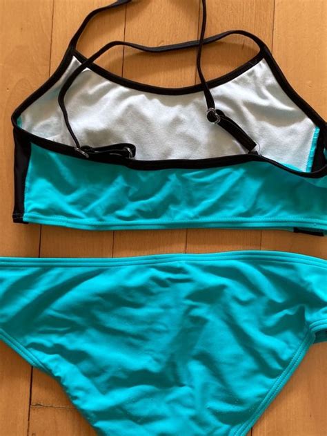 Sportliches Bikini von Bench Gebraucht in Basel für CHF mit Lieferung auf