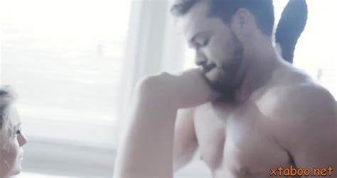 Horny Blonde Darling Chloe Foster Is Licking Love Rocket