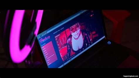 Alyssa Milano Nude OnlyFans Leaks Fappening Page FappeningBook