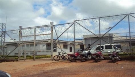 TapiraímgTV Jovem de Luz é presa ao tentar entrar em presídio drogas na vagina em Pará de