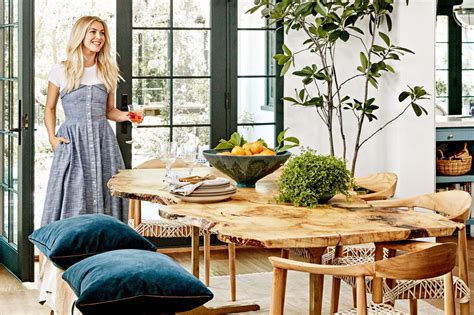Julianne Houghs Hollywood Hills House See Photos Cozy House