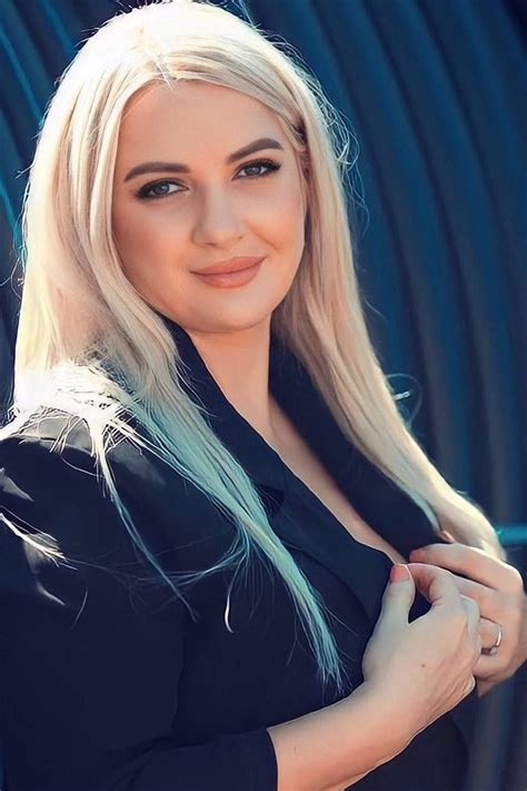 Charming Marina Y O From Odessa With Blonde Hair ID LadaDate