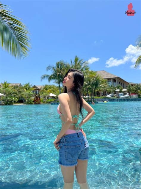 Á hậu Phương Nhi quyến rũ với bikini hồng NUDEVN