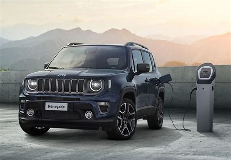 Jeep Renegade Plug In Hybrid A Giugno Da 199 Euro Con Incentivi Statali