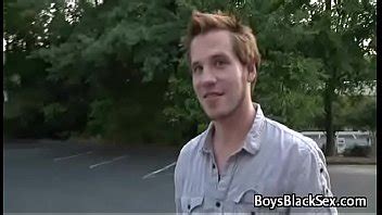 Black Gay Muscular Man Seduces Teen White BOy For A Good Fuck 21 XNXX