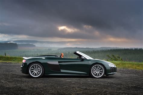 Audi R8 Spyder V10 Plus 4k Side View 2017 Wallpaper Hd Cars 4k