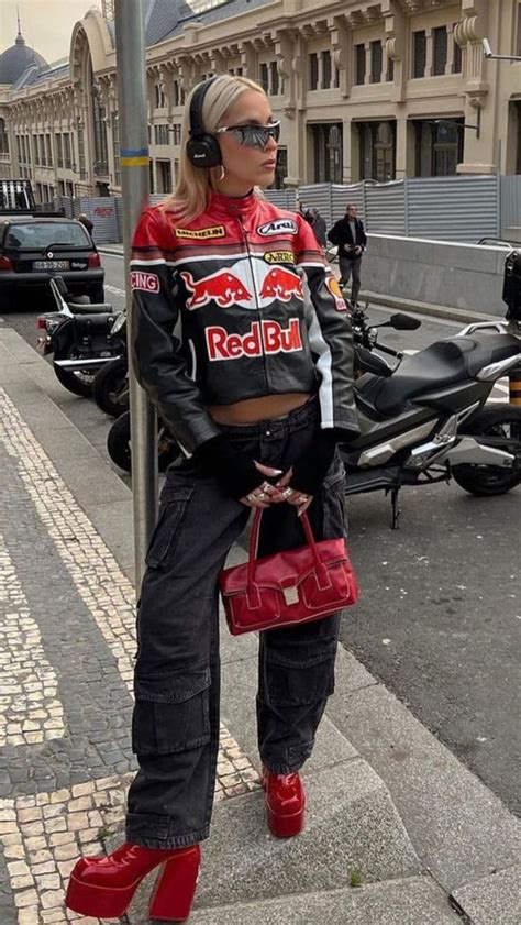 Naked Wolfe Nakedwolfe Profile Pinterest