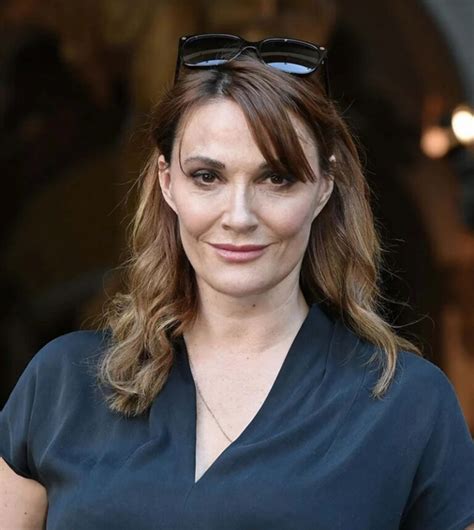 Sarah Parish Biography 2025 Age Height Weight Net Worth Salary