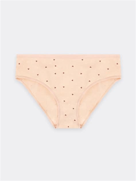 Трусы женские классические розово-персиковые с сердечками Модель ...
