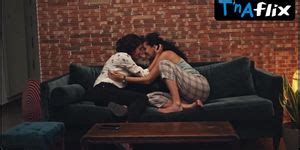 Carlota Miszczuk Lesbian Scene In Matriz Tnaflix