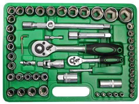 Набор инструмента 1/4″-1/2″ 4-32мм Intertool ET-6108sp купить в E-1