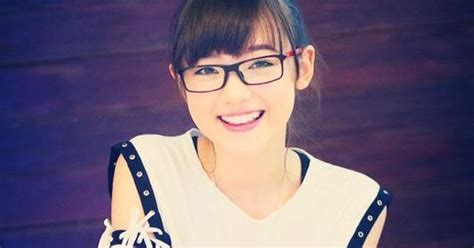 Nụ cười rạng rỡ của hot girl Thái đốn tim cộng đồng mạng Việt