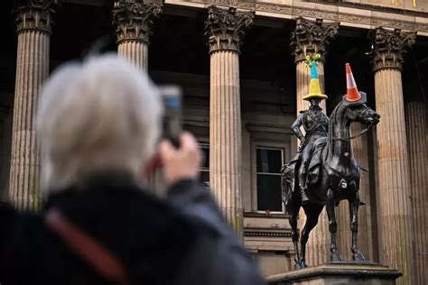 The Story Behind Glasgows Iconic Duke Of Wellington Statue And Its
