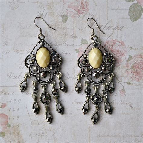 Старинные серьги из серебра - 69 фото