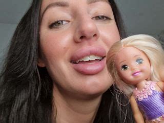 Tattooed Temptresss Giantess Lips Smother Giantess Fetish Porn Video Giantess Porn Comics