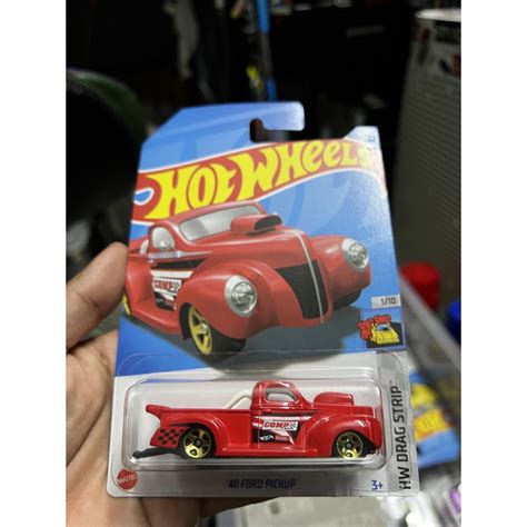 Hot Wheels COUPE CLIP Hotwheels VOLVO 240 DRIFT WAGON AVOLVO 240 DRIFT WAGON 40 FORD PICKUP