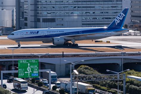Ana 777 Raviation