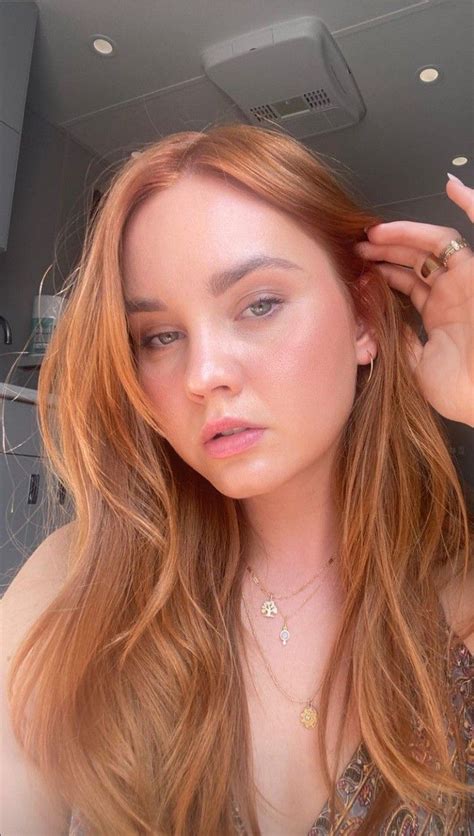 Pin De Juliane Galena Em Liana Liberato Atrizes Cantores Atriz