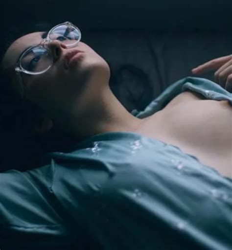 Agathe Auproux French Columnist Nude Photos Leaked ShesFreaky