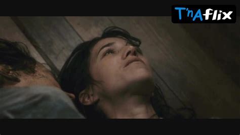 Mandy Starship Butt Bush Scene In Antichrist Porn Videos