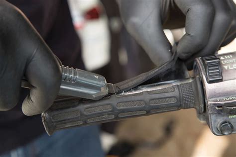 Как установить новые грипсы на руль мотоцикла — DRIVE2